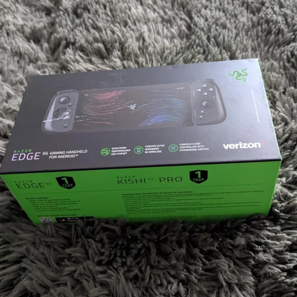 Razer Kishi Mobile Game Controller - Black
